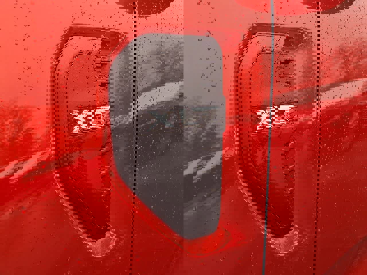 Certified 2024 Ford Ranger XLT w/ Equipment Group 301A High image 28