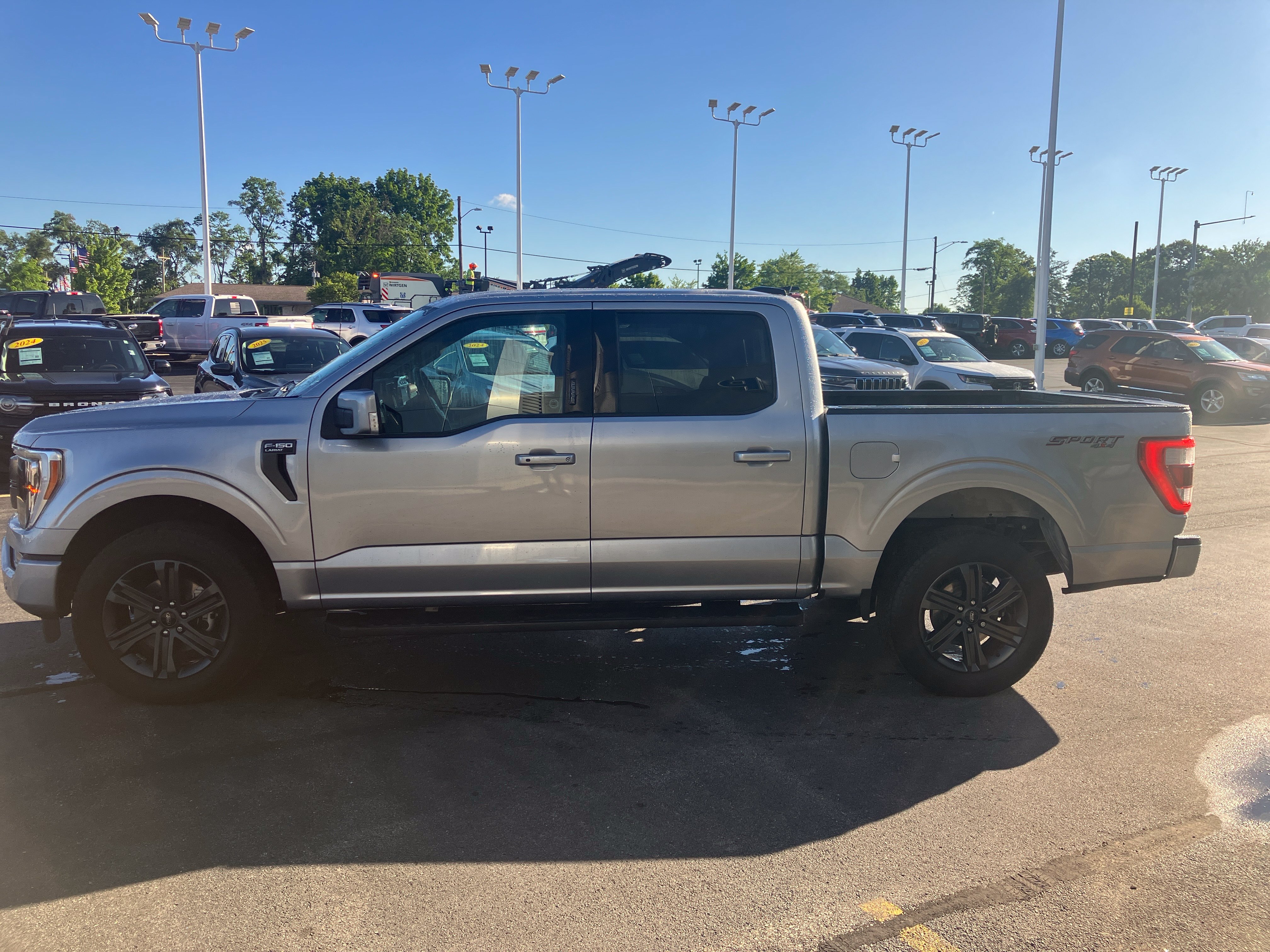 Certified 2023 Ford F150 Lariat w/ Equipment Group 502A High AWD/4WD image 4