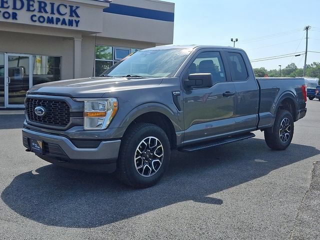 Certified 2022 Ford F150 XL w/ STX Appearance Package AWD/4WD image 3