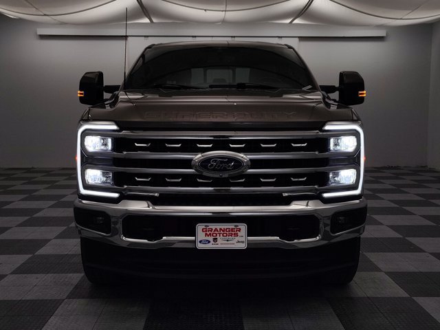 Certified 2023 Ford F250 Lariat w/ FX4 Off-Road Package AWD/4WD image 6