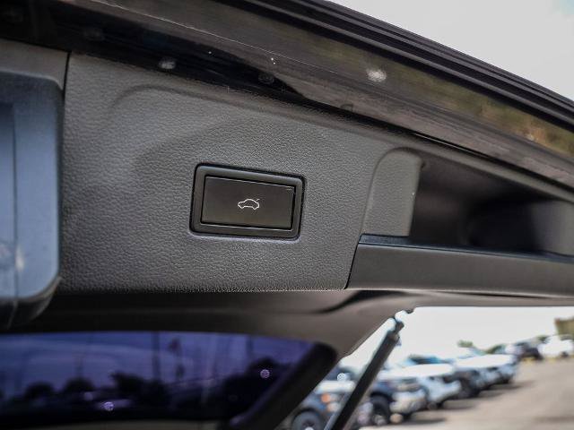 Used 2021 Volkswagen Atlas SEL Premium AWD/4WD image 16