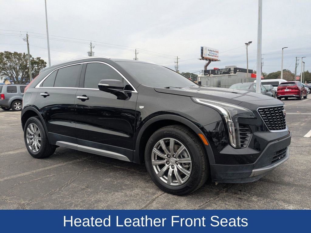 Used 2021 Cadillac XT4 Premium Luxury w/ Cold Weather Package image 8