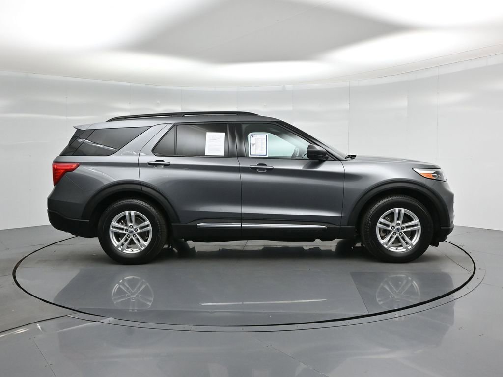 Certified 2022 Ford Explorer XLT image 29