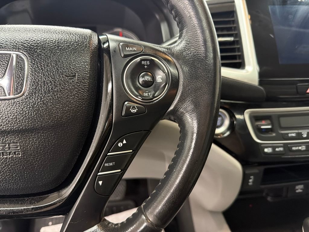 Used 2017 Honda Ridgeline RTL-E image 21