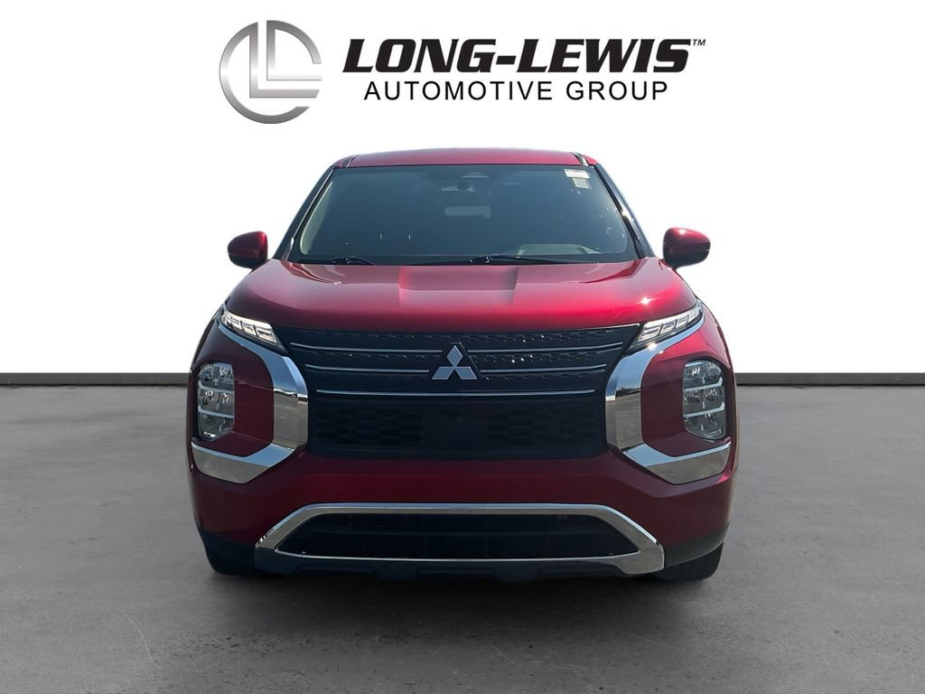 Used 2022 Mitsubishi Outlander ES FWD image 11