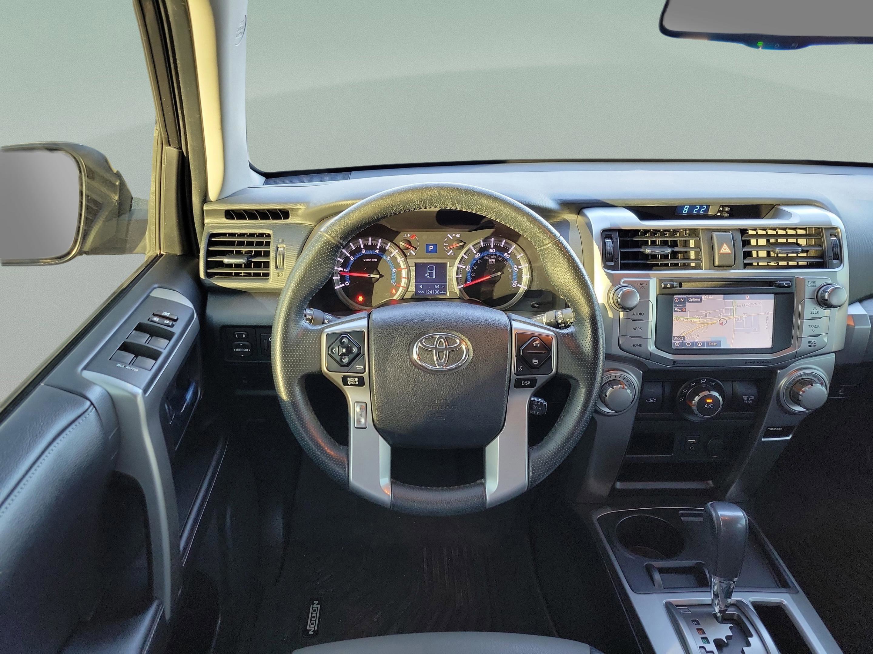 Used 2017 Toyota 4Runner SR5 Premium image 22