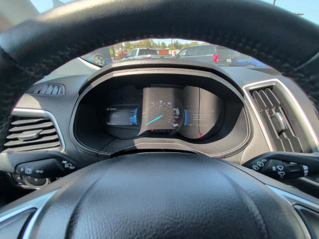 Certified 2024 Ford Edge SEL w/ Convenience Package AWD/4WD image 16