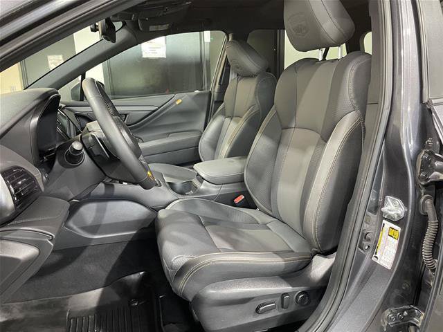 Used 2025 Subaru Outback Wilderness AWD/4WD image 18