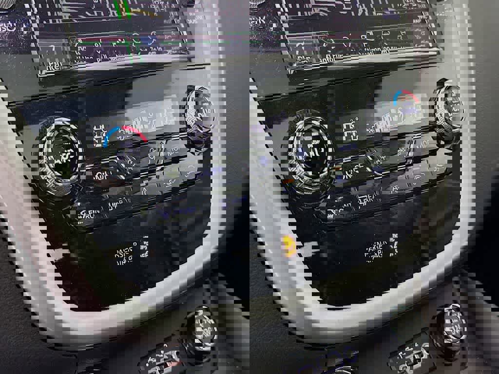 Used 2020 Nissan Murano Platinum image 18