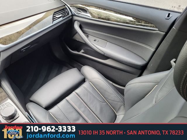 Used 2023 BMW 540i w/ M Sport Package RWD image 15