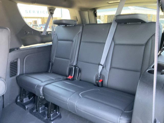 Used 2025 GMC Yukon XL Denali AWD/4WD image 13