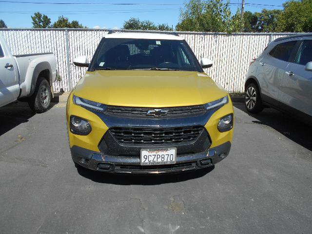 Used 2023 Chevrolet TrailBlazer ACTIV w/ Sun and Liftgate Package FWD image 2