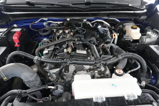 Used 2024 Toyota Tacoma TRD Sport AWD/4WD image 31
