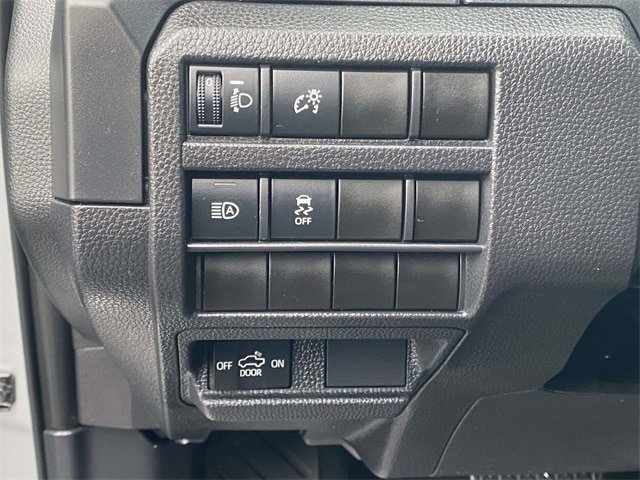 Used 2025 Toyota Tacoma SR RWD image 17