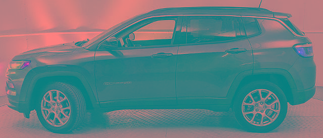 Used 2022 Jeep Compass Latitude AWD/4WD image 5