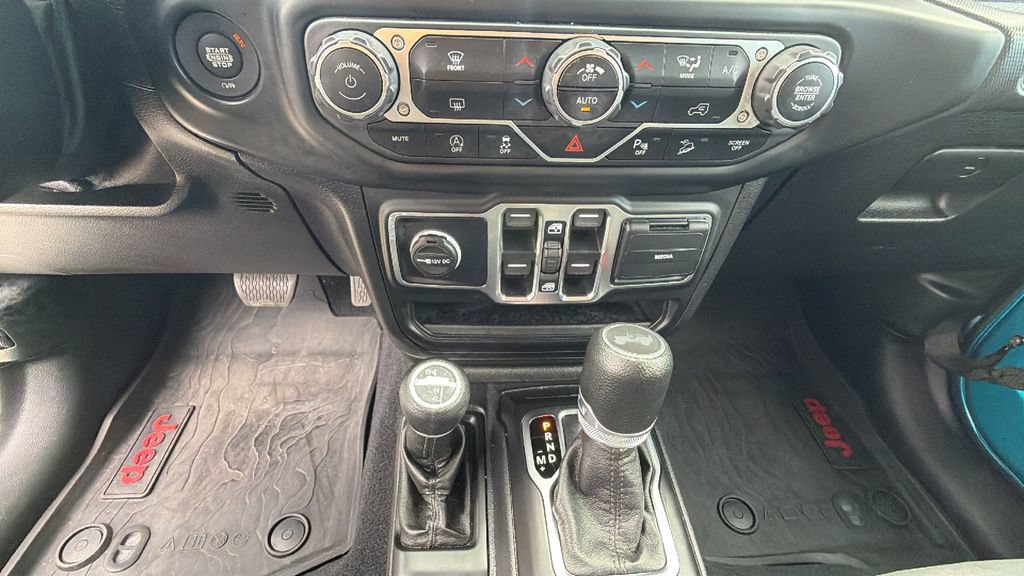 Used 2020 Jeep Wrangler Unlimited Sport AWD/4WD image 21