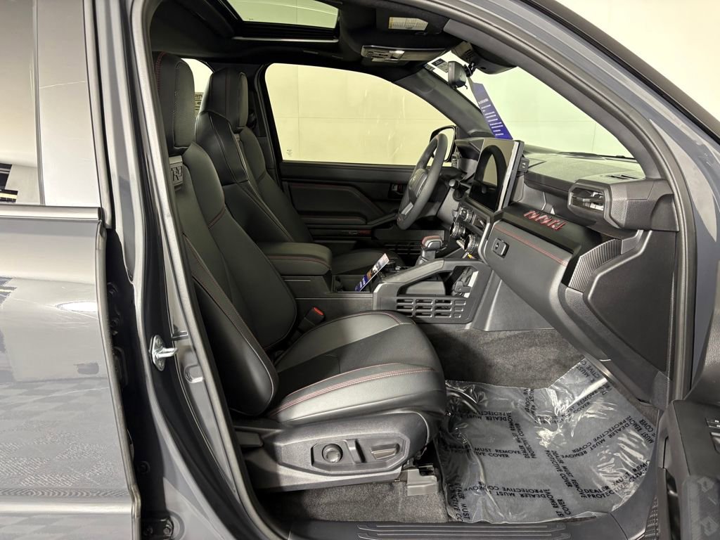 Used 2025 Toyota Tacoma TRD Pro image 35
