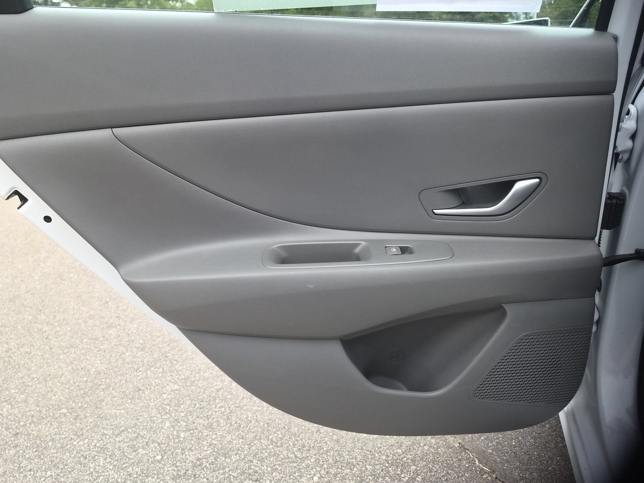 Used 2022 Hyundai Elantra SEL FWD image 28