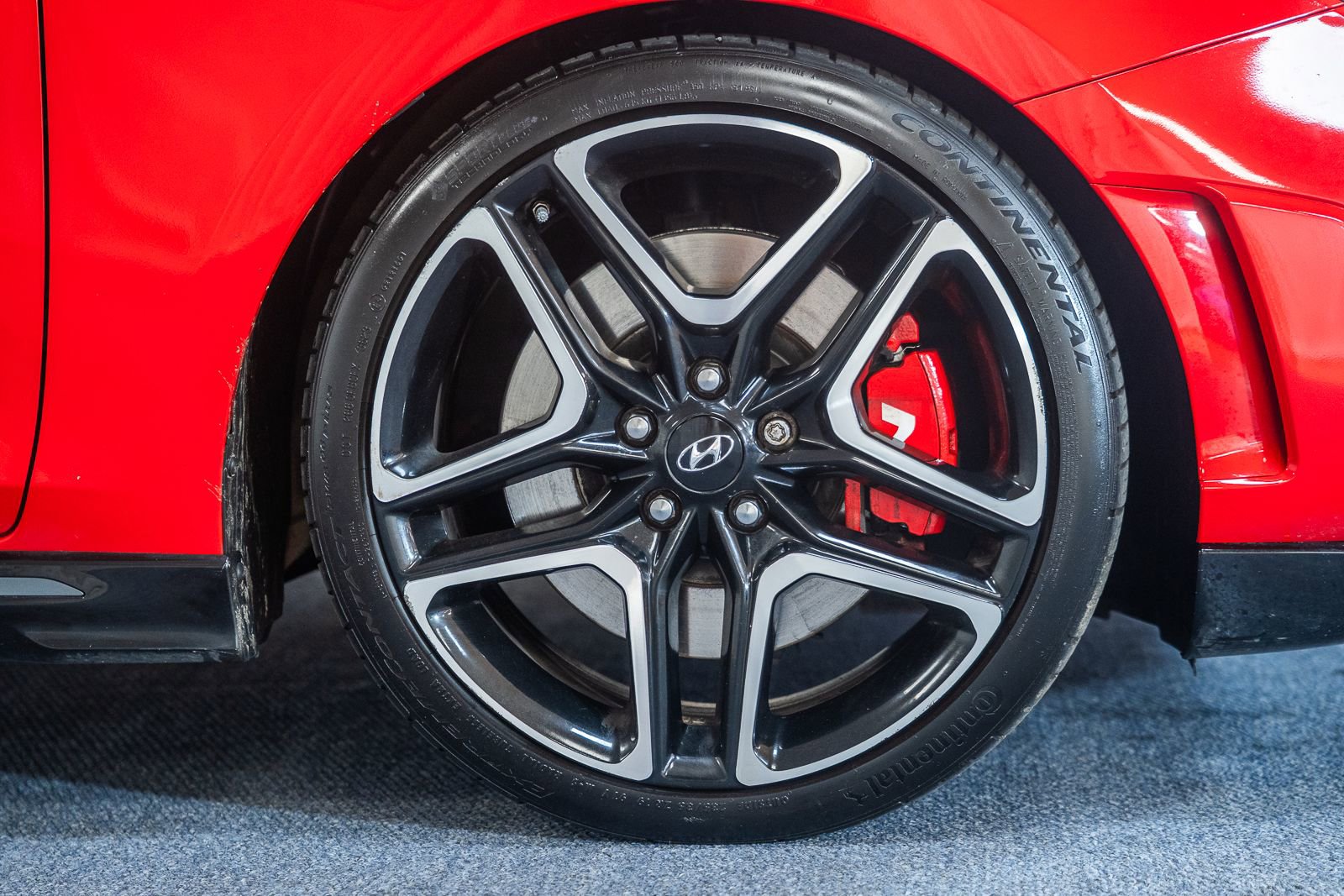 Used 2021 Hyundai Veloster N FWD image 18