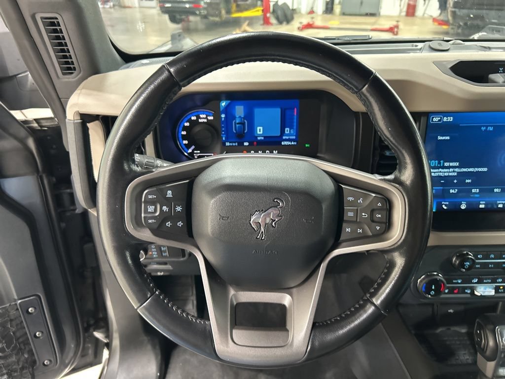 Certified 2022 Ford Bronco Wildtrak AWD/4WD image 15