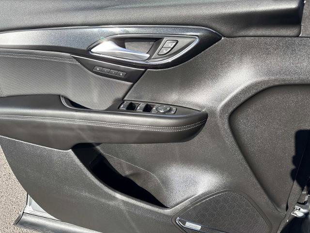 Used 2025 Buick Envision Preferred image 13