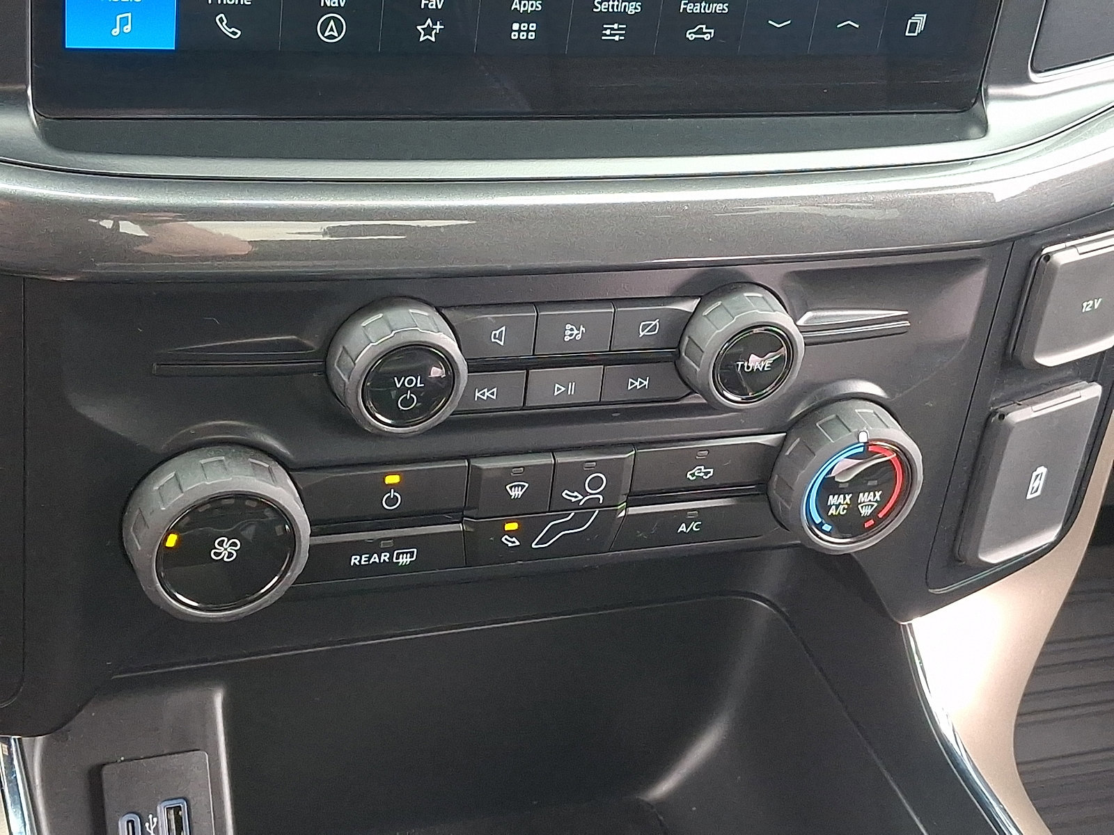 Certified 2024 Ford F150 STX w/ Equipment Group 201A FX4 image 22