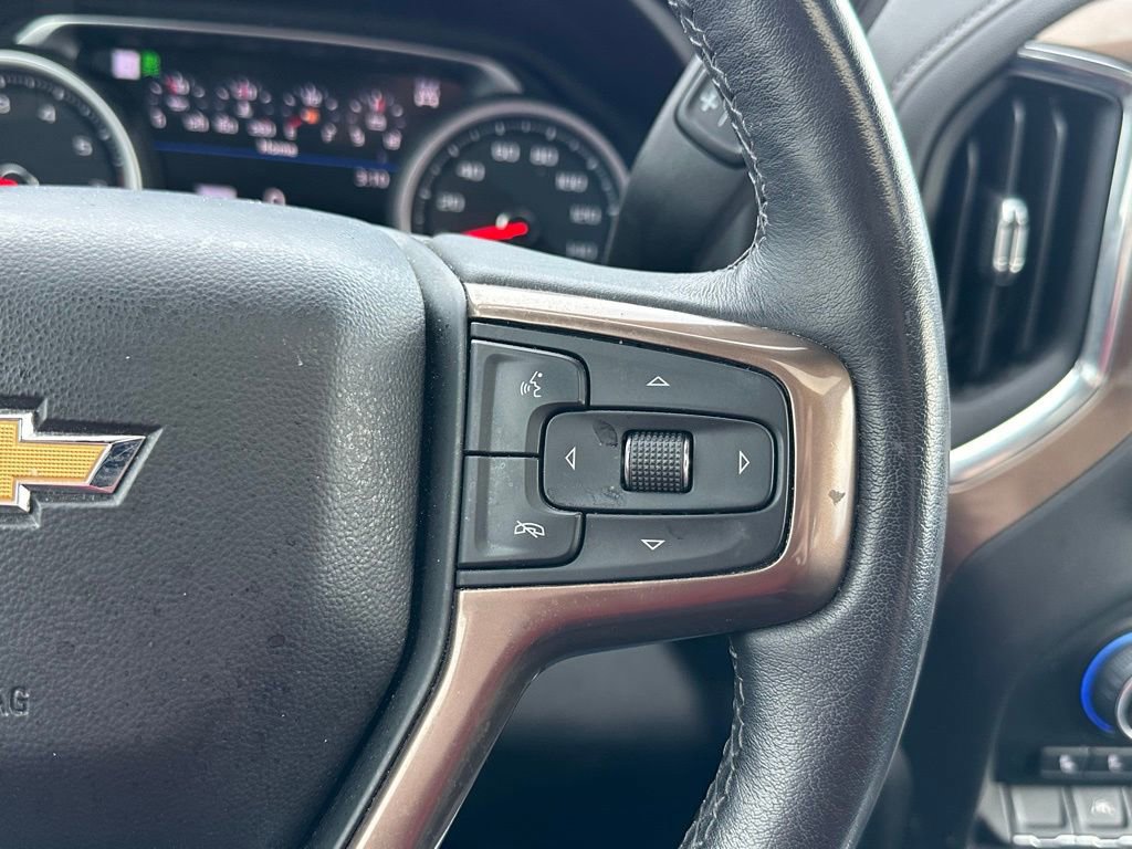 Used 2022 Chevrolet Silverado 1500 High Country w/ Technology Package image 29