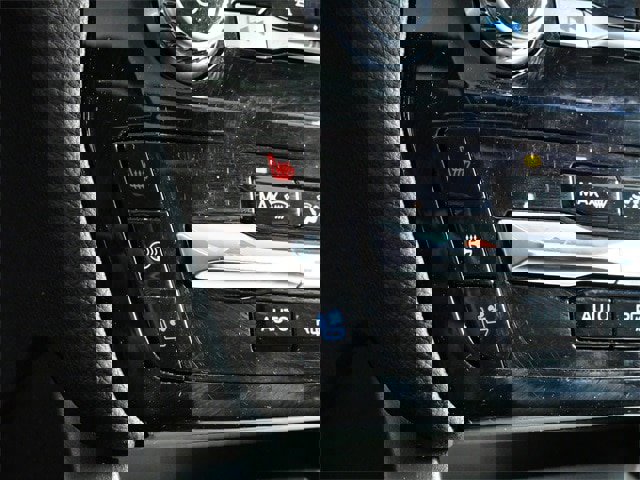 Certified 2023 Ford Explorer Limited w/ Equipment Group 301A image 21