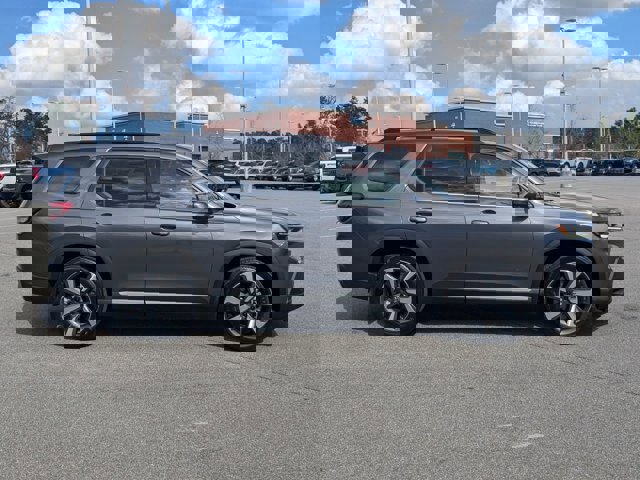 Used 2024 Honda Pilot Touring image 6