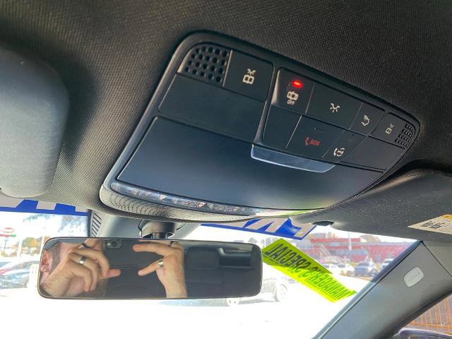 Used 2021 Mercedes-Benz GLC 300 GLC 300 image 24