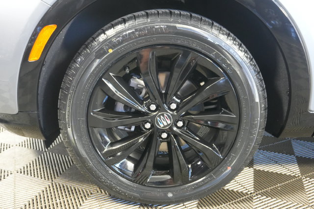 Used 2024 Buick Envista Sport Touring w/ Convenience I Package FWD image 9