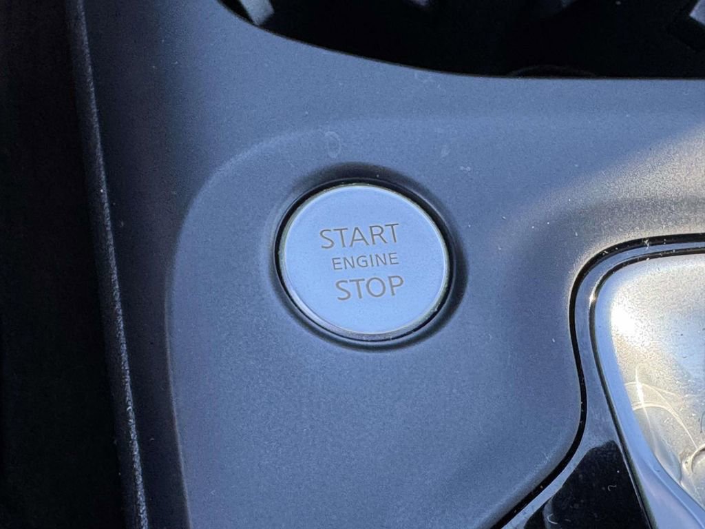 Used 2023 INFINITI QX55 Luxe w/ Cargo Package image 13