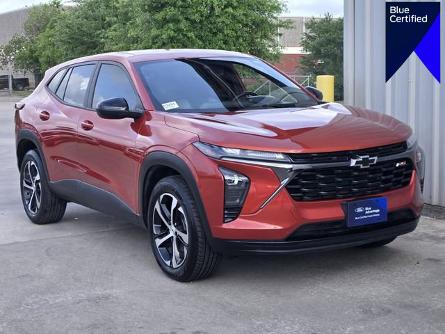 Used 2024 Chevrolet Trax RS w/ Driver Confidence Package image 1