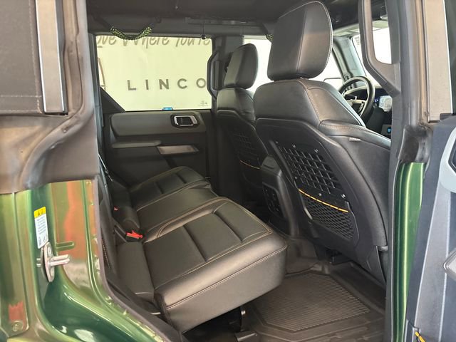 Certified 2022 Ford Bronco Badlands w/ Sasquatch Package AWD/4WD image 9
