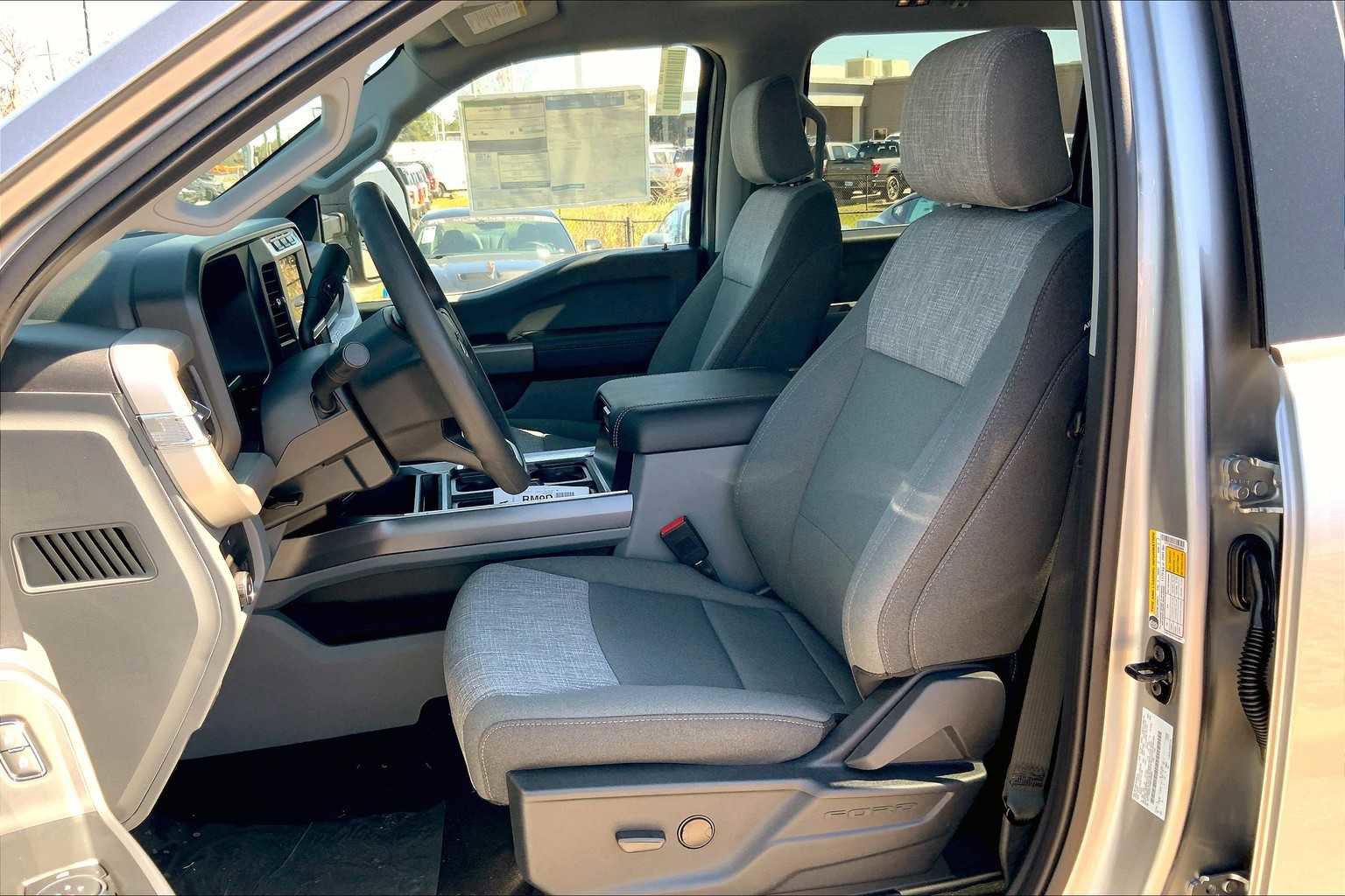 Certified 2024 Ford F250 XLT image 10