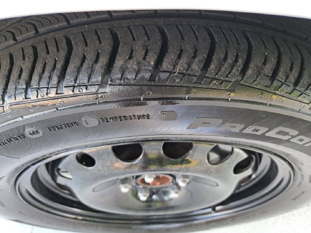 Certified 2023 Ford Transit Connect XL FWD image 33