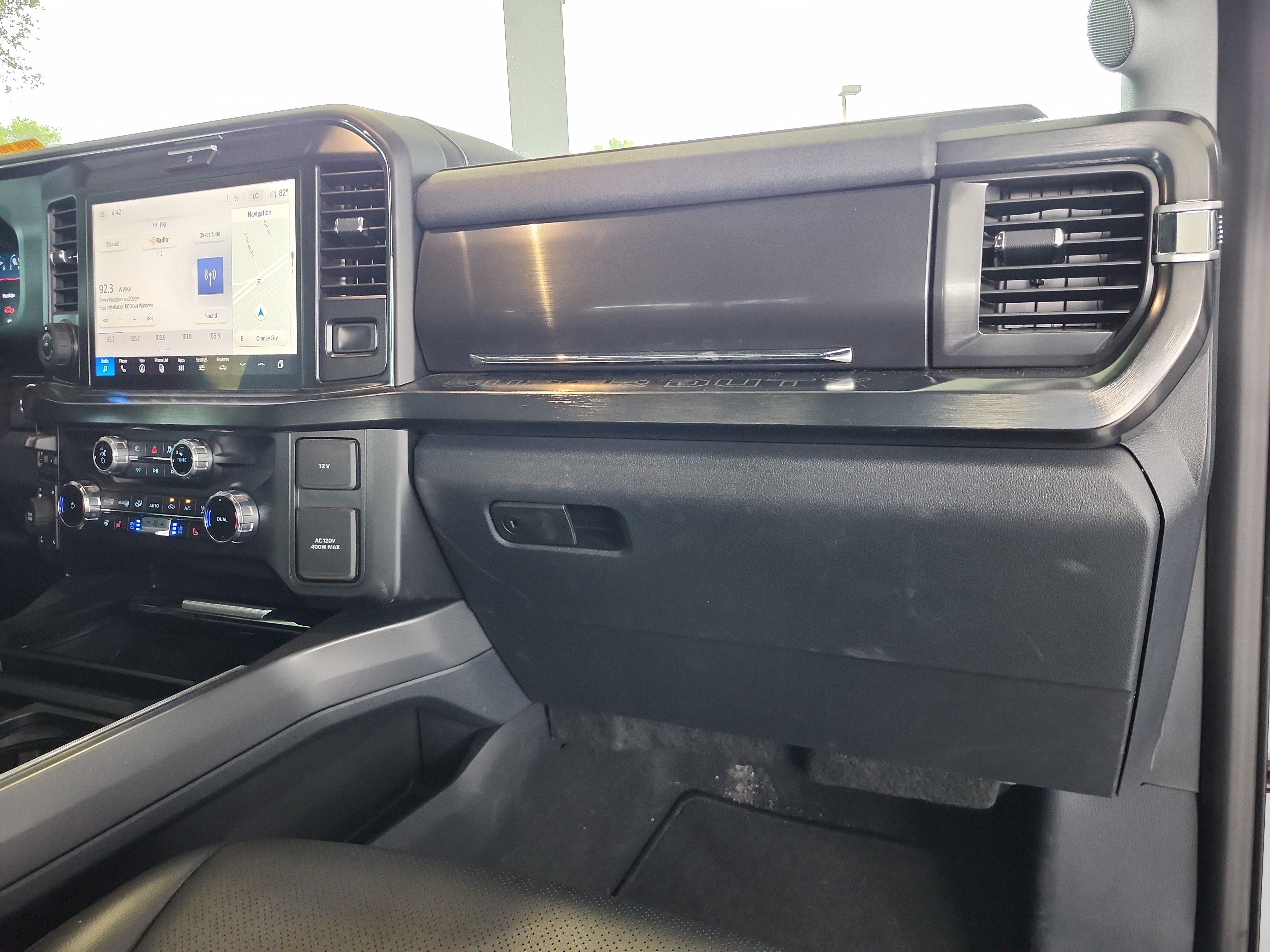 Certified 2025 Ford F250 Lariat w/ Lariat Ultimate Package AWD/4WD image 21