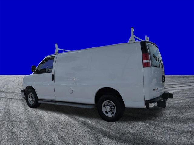 Used 2021 Chevrolet Express 2500 w/ Driver Convenience Package RWD image 6
