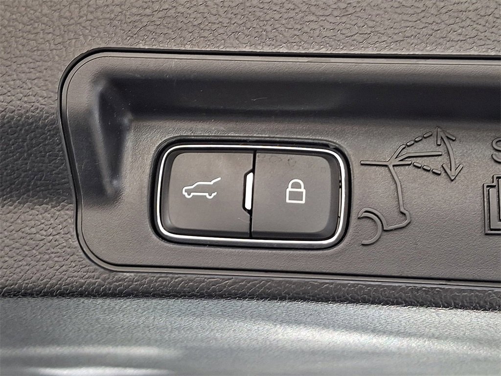 Certified 2022 Ford Explorer ST w/ Equipment Group 401A image 30