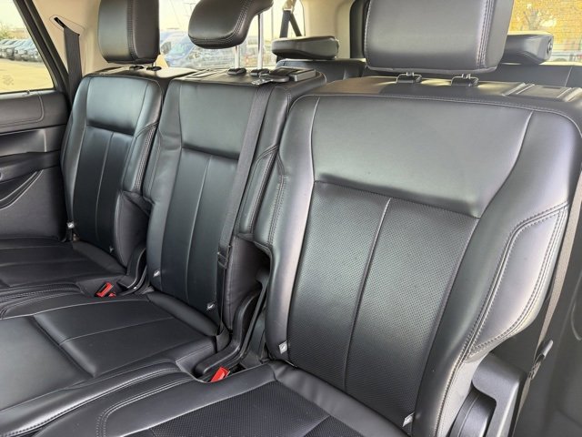 Certified 2024 Ford Expedition Max XLT image 21