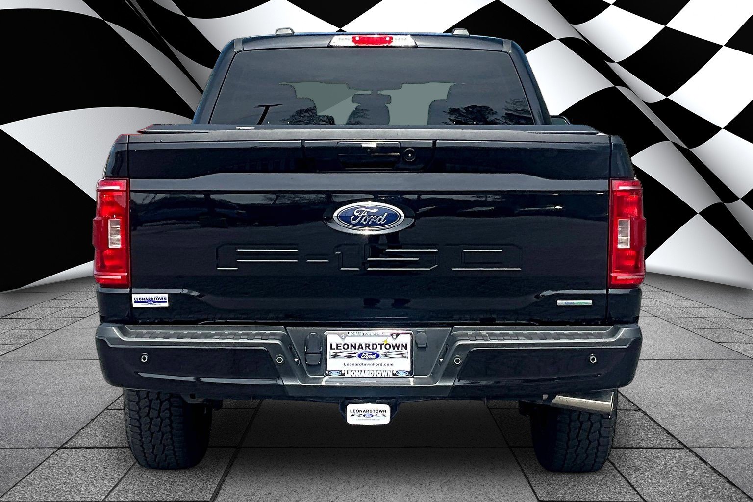 Certified 2022 Ford F150 XLT w/ Equipment Group 302A High AWD/4WD image 4