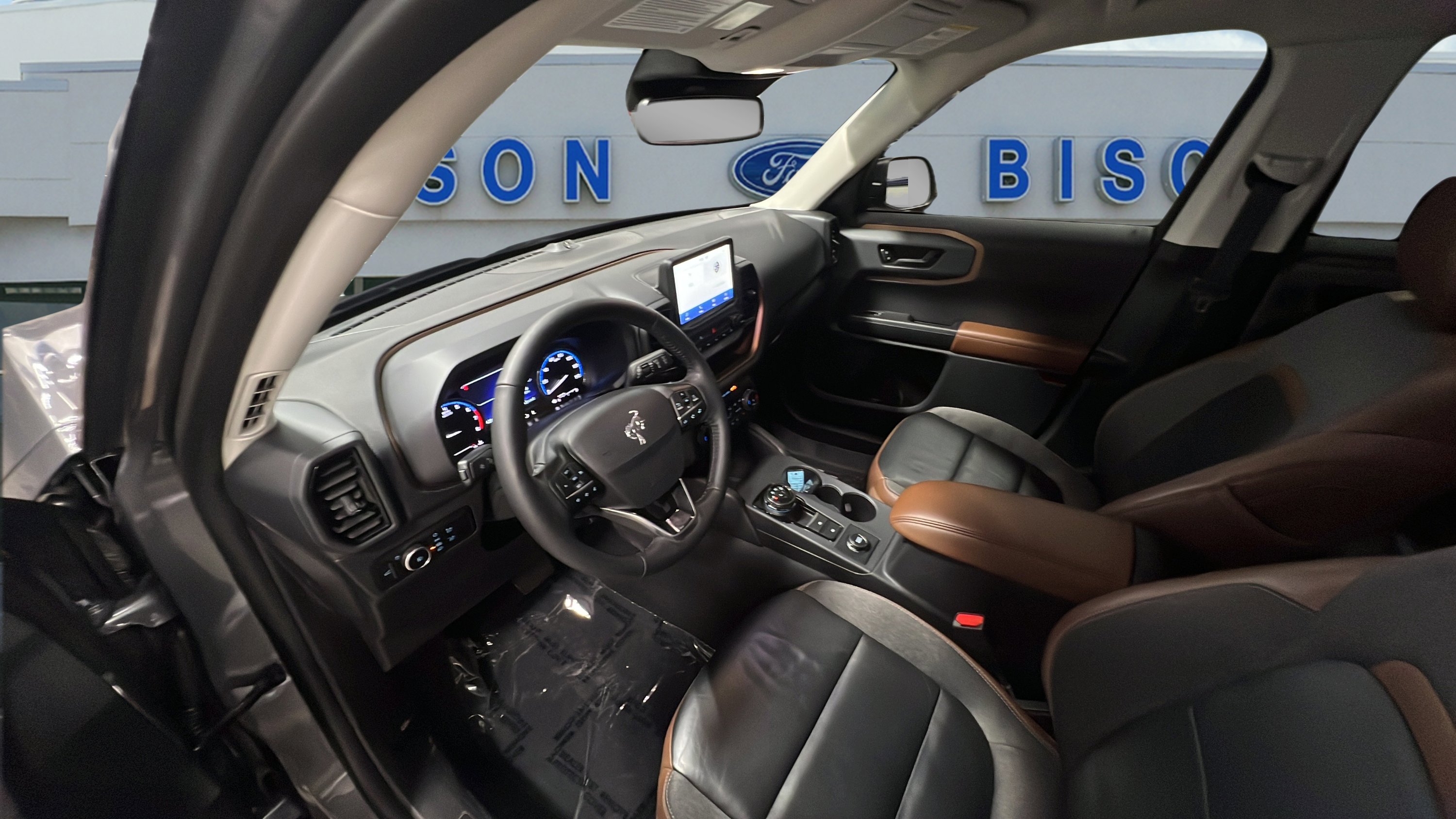 Certified 2023 Ford Bronco Sport Outer Banks w/ Tech Package image 18