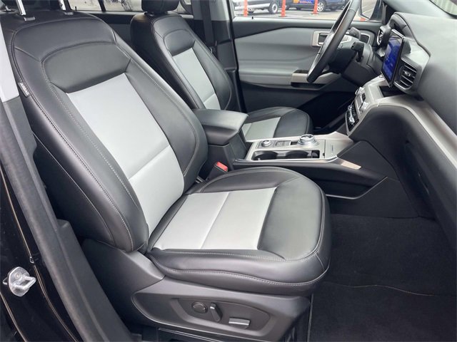 Certified 2023 Ford Explorer XLT w/ Equipment Group 202A image 23