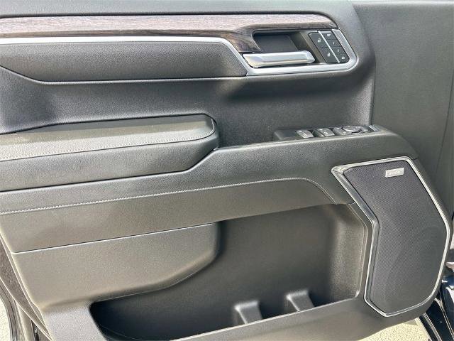 Used 2023 Chevrolet Silverado 1500 LTZ w/ LTZ Premium Package image 26