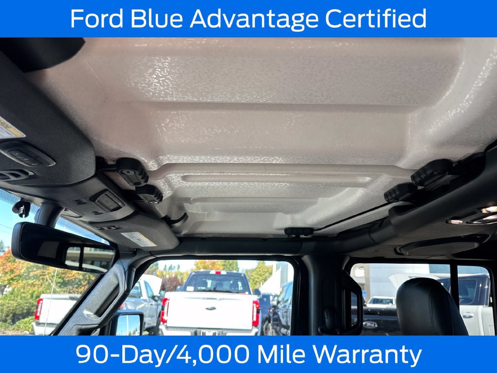 Used 2023 Jeep Gladiator Overland w/ Popular Equipment Package AWD/4WD image 17