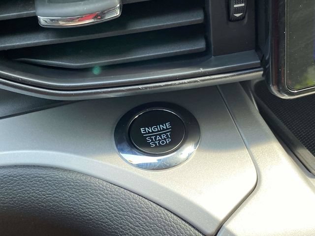 Certified 2023 Ford Explorer XLT RWD image 23