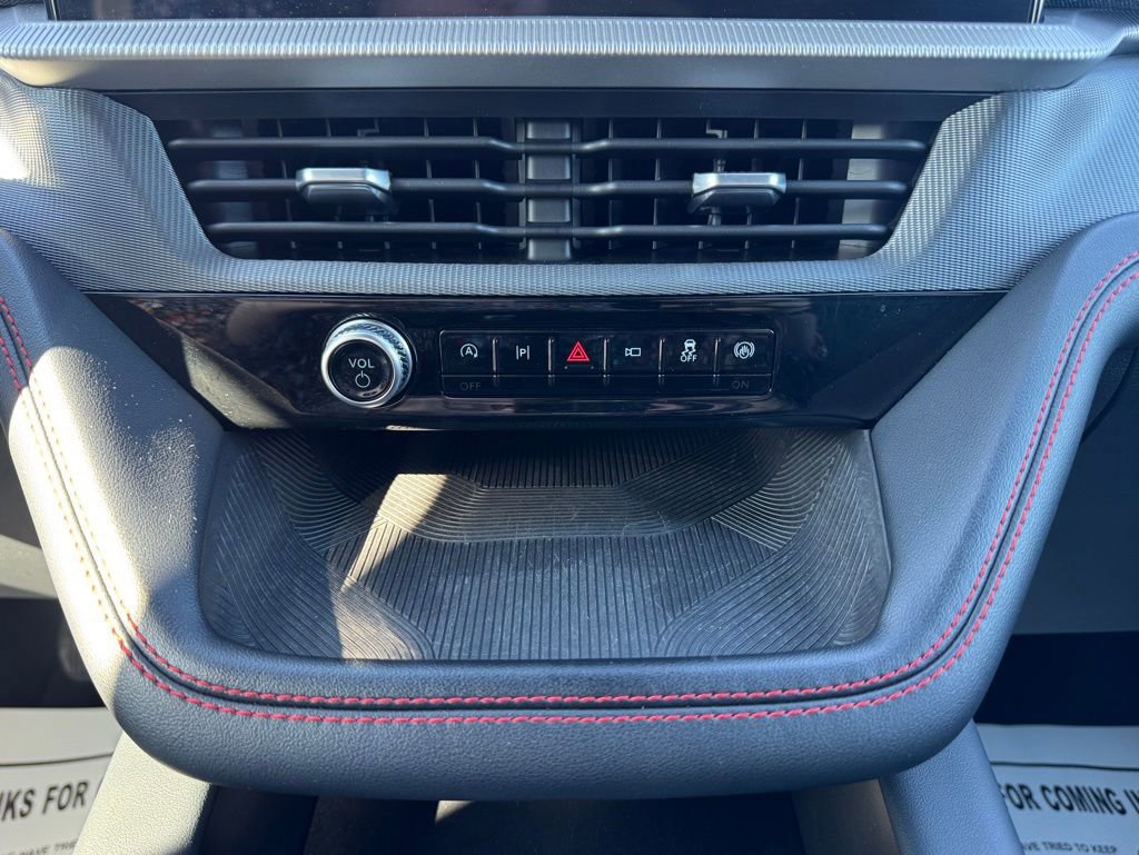 Certified 2025 Ford Explorer ST-Line image 23