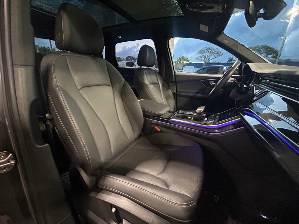 Used 2025 Audi Q7 2.0T Premium Plus w/ Premium Plus Package image 27