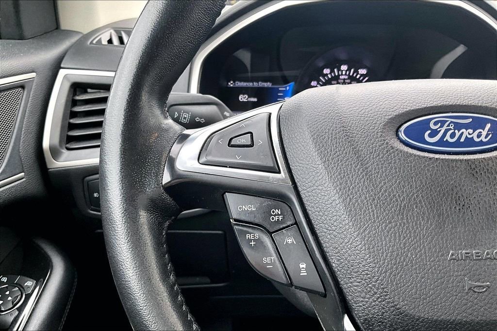 Certified 2020 Ford Edge SEL image 17