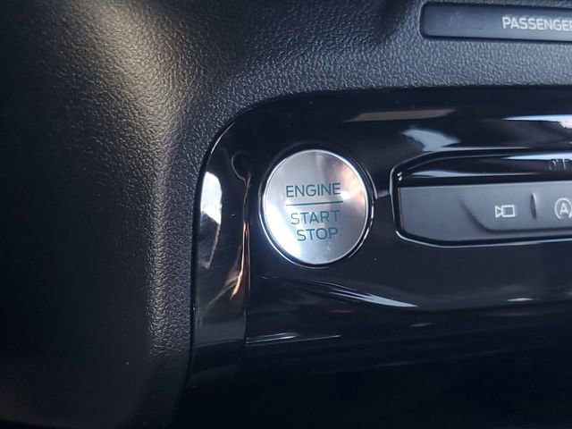 Certified 2023 Ford Escape ST-Line Select w/ Tech Pack #2 image 17